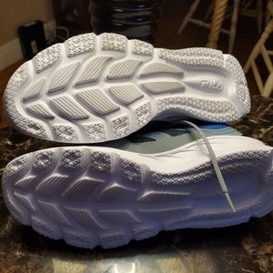 Men' fila shoes size 10.5 new